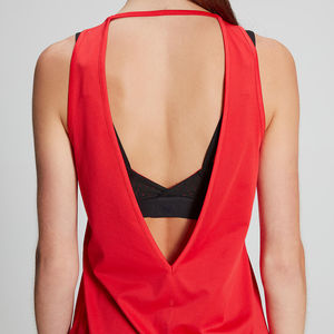 OEM sur mesure nouveau design débardeurs pour femmes vêtements de gym vêtements de yoga entraînement débardeurs pour femmes avec design et logo personnalisés - Product Image 3