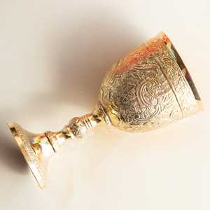 Copa de Vino de Latón Repujado, Diseño Vintage con Estilos Clásicos y Creativos para Bares, Martini, Hoteles y Regalos - Product Image 5