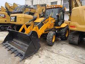 รถตักล้อยาง JCB 3CX ใหม่และมือสอง สำหรับงานก่อสร้างถนน งานฐานราก และงานเกษตร - Product Image 4