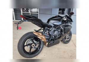 พร้อมขาย! โปรโมชั่นรถมอเตอร์ไซค์สปอร์ตไบค์ MV Agusta F3 RR รุ่นปี 2026 - Product Image 5