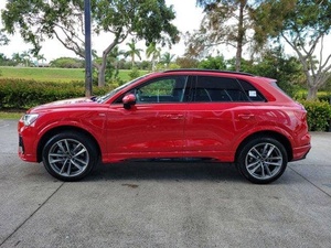 NOUVEAU AUDI Q3 S PREMIUM 4X4 2025, transmission intégrale, sans accident, course, NEU VOLL 415PS, double turbo, 7 vitesses, transmission automatique - Product Image 4