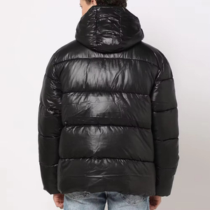 Blouson matelassé pour homme de haute qualité avec services OEM et ODM disponibles Fabrication et personnalisation de la marque - Product Image 2