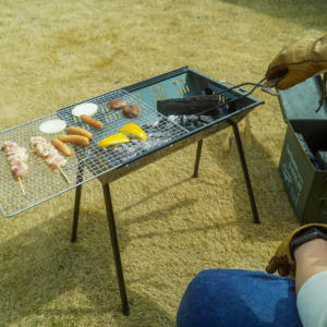 เตาย่างบาร์บีคิวกลางแจ้งแบบพกพา OEM น้ำหนักเบาประกอบง่ายเคลือบผงสำหรับทำอาหารถ่าน - Product Image 4