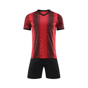 Camisetas de fútbol de poliéster personalizadas para hombres de alta calidad, uniforme deportivo para adultos, logotipo con impresión de nombre, tecnología de corte automatizado para - Product Image 6