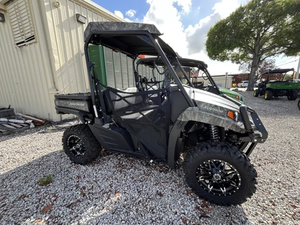 John Deere 590M 2025 con motor de gasolina de 48hp, UTV en venta - Product Image 3
