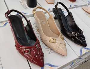 Chaussures femme en cuir verni boucle sangle croisée talon court lacets quotidiens 3 cm Made in Turkiye 36-40 - Product Image 3