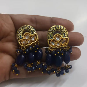 Kundan โบราณต่างหูไข่มุกชุบทองหลายสีคุณภาพดีเยี่ยมเครื่องประดับแฟชั่นที่ได้แรงบันดาลใจ - Product Image 1