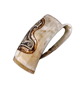 Meilleure vente d'usine directe de chope en corne de buffle tasse en céramique à boire de la bière Viking de haute qualité pour les fêtes - Product Image 1