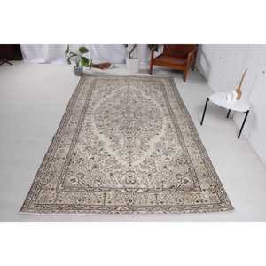 5.2x9.3 ft Rug, Turkish Vintage Rug, <b>Brown</b> Gray Polka dot <b>Wool</b> Rug - Product Image 1