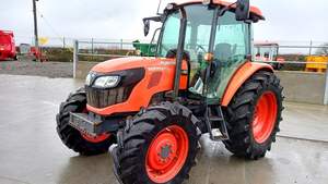 Tractor Agrícola de Ruedas 6145M 90HP/180HP 4WD con Arado de Discos, Motor, Caja de Cambios, Bomba, Motor con IoT y 2 Años de Garantía - Product Image 2