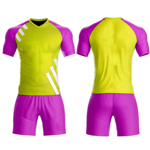 Nouveau style de maillot de football d'entraînement, uniforme de football avec logo personnalisé, fabriqué au Pakistan, uniforme de football de la meilleure qualité, ensemble à manches courtes - Product Image 4