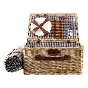 Set Regalo Personalizzato Cesto da Picnic in Platino per Regali Aziendali - Product Image 1