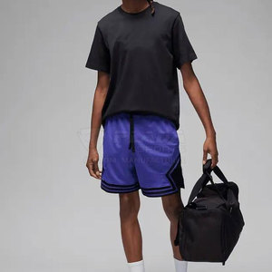 Pantalones Cortos de Baloncesto para Todo Clima, Tejido Deportivo Premium Diseñado para Entrenamiento y Práctica Diaria - Product Image 3