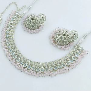 Última joyería india, Motipearl Chapado en plata tradicional con pendiente Jumkha y conjunto de collar combinado Maagtika para mujer - Product Image 1