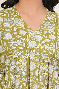 Blusa corta de algodón 100% para mujer, ropa de fiesta informal, estampado tradicional a mano, Floral estilo bohemio, Oliva, lavable Natural - Product Image 6