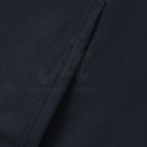 เสื้อฮู้ดดี้ผู้ชายสไตล์ลำลอง ใส่สบาย เหมาะสำหรับกิจกรรมพักผ่อน ท่องเที่ยว และลุคสตรีทแวร์ - Product Image 4