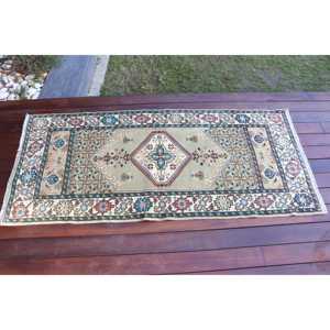 Alfombra de 2.4x5.2 pies, Alfombra Turca Vintage, Alfombra de Lana Azul y Roja Estilo Suroeste - Product Image 3