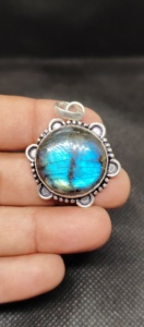 Colgante de Latón con Labradorita Natural Más Vendido, Joyería de Piedras Preciosas Hecha a Mano - Product Image 5