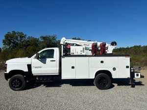 COMPRE AHORA Camioneta de Servicio Mecánico Silverado 5500HD USADA, LIMPIA, AÑO 2020, Motor Duramax 350HP, Transmisión Automática de 6 Velocidades, LISTA PARA ENVIAR a Todo el Mundo - Product Image 4