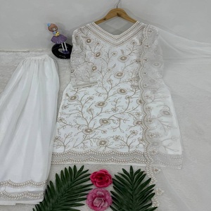 Dernier Designer Lourd Faux Georgette Broderie Séquence Travail Sharara Costume Par FabZone - Product Image 3