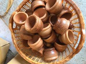 Tasse à thé en bois de coco naturel du Vietnam, ustensile à boire sculpté à la main, produit de cuisine durable et biodégradable - Product Image 6