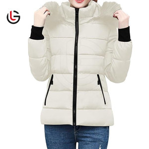 Meilleur prix – Doudoune matelassée unie en polyester tricoté respirant à capuche et fermeture éclair pour femme – Collection Hiver - Product Image 1