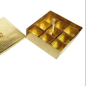 Chất lượng cao Thiết kế mới Brass Masala hộp gia vị container với bảy ngăn Brass gia vị hộp cho nhà bếp Sản xuất tại Ấn Độ - Product Image 1