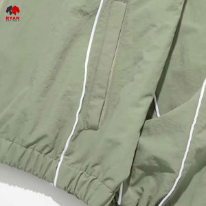 Chándal Personalizado para Hombre Ryan Po Gear, Tejido Transpirable y Cómodo con Logotipo Personalizado - Product Image 4