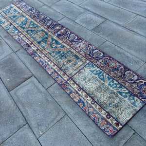 Alfombra Turca, Alfombra Vintage de 2x9 pies, Alfombra Azul de Lana del Suroeste - Product Image 4