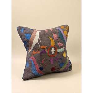 Funda de Cojín Bordada a Mano Suzani de 45 x 45 cm, Elegante Accesorio para Almohada - Product Image 1