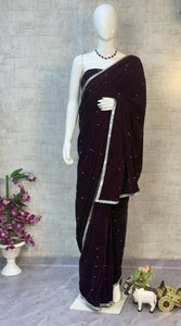 Sari en velours élégant, design moderne, travail de perles mécaniques, bordure élégante, longueur au sol, séchage rapide, couleurs personnalisées, fonction festive - Product Image 4