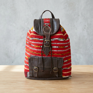 Mochila Kilim Hecha a Mano con Detalles en Cuero, Cierre con Cordón, Bolsa de Viaje Unisex, Estilo Clásico, Duradera - Product Image 1