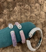Bracelet à breloques moderne en laiton argenté pour femmes et jeunes filles, orné de pierres de zircon élégantes, idéal pour les soirées tendance