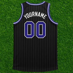 Conjunto de Camiseta y Pantalones Cortos de Baloncesto Personalizados Unisex, Transpirables, 100% Poliéster, Uniforme Profesional a Precio de Mayoreo - Product Image 4