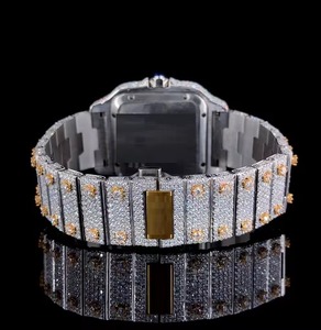 นาฬิกาข้อมือผู้ชายสแตนเลสสตีลหรูหราประดับเพชร คุณภาพสูง ออกแบบโลโก้ได้เอง กันน้ำ 30 บาร์ สายแบบพับได้ เหมาะสำหรับงานปาร์ตี้ - Product Image 3