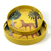 Plateau de service rectangulaire moderne en MDF laqué fait à la main avec motif guépard et palmier, finition brillante décorative jaune