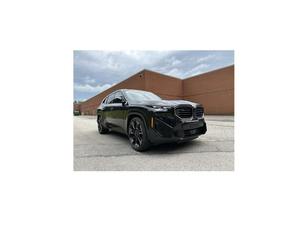 B-M-W XM 2023 Usado en Excelentes Condiciones - Product Image 1
