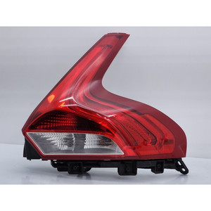 ไฟเบรกหลังขวา VOLVO V40 ซีรีส์ 31395479 D4162T (16>) - Product Image 1
