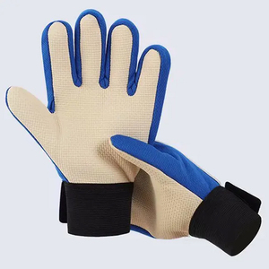 Vente chaude Tendance avec des couleurs personnalisées Gants de gardien de but de football en latex avec protection des doigts Gants de football professionnels - Product Image 6