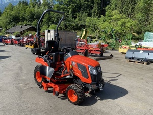 La mejor calidad Kioti CS2520 4WD Mini Tractor Cortacésped Tractor de ruedas con componentes principales - Product Image 2