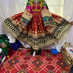 Nouvel arrivage de robe tribale afghane Kuchi à la mode pour dames manches longues tenue de soirée madgul Maxi Afghani robes guldoze élégantes - Product Image 1