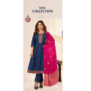 Conjunto de Kurti y Pantalón Tradicional para Mujer, Diseño de Última Moda, con Seda Romana y Dupatta Jacquard, Cuello Bordado, Ideal para Bodas - Product Image 1