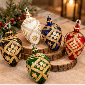Adornos Navideños Gigantes Egipcios Coleccionables y Únicos, Bolas de Cristal Hechas a Mano con Grabado en Oro de 24K, Personalizables, de Lujo para Árbol - Product Image 1