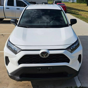 Toyota RAV4 LE FWD 2022, Usado, Volante a la Izquierda/Derecha - Product Image 4