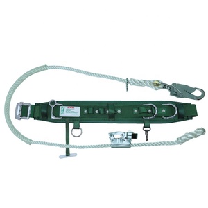 เข็มขัดนิรภัยสำหรับงานก่อสร้างที่สูง ยี่ห้อ Taiwan Adela รุ่น Lineman พร้อมสายรัดขนาด 50 มม. และระบบป้องกันการตก - Product Image 4