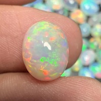 Opale d'Éthiopie naturelle 2050 carats ovale Welo Fire Cabochon poli à la main, pierre précieuse blanche de guérison, bijou à changement de couleur (troisième changement)