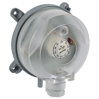 Pressostat différentiel, par exemple pour la surveillance du filtre, du ventilateur, de la volet coupe-feu ou de l'état du flux d'air des systèmes de traitement de l'air