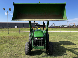 รถแทรกเตอร์จอห์นเดียร์ 4105 มือสองสภาพดี ลดราคาพิเศษ มีสินค้าพร้อมขายใกล้ฉัน - Product Image 6