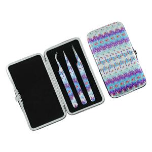 Ensemble de pinces à cils professionnelles en acier inoxydable recouvert de papier, 3 pièces, kit de pinces à cils pour extensions de cils, pour usage beauté - Product Image 1