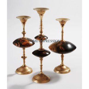 Bougeoirs de décoration de table design lot de 3 tailles différentes bougeoirs en bois et métal de qualité supérieure plaqués or - Product Image 1